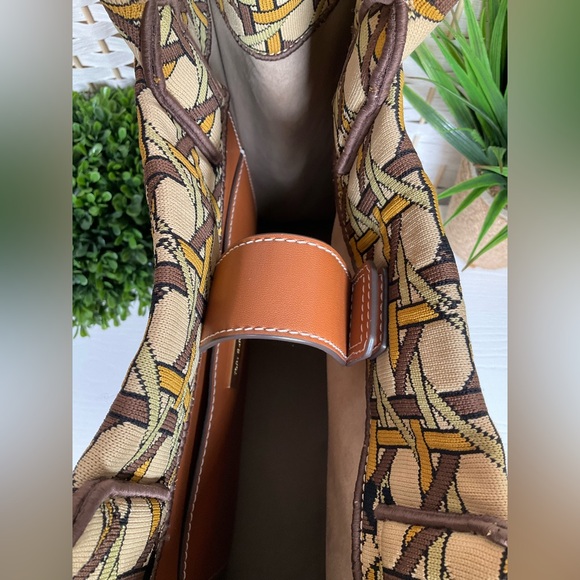 Tory Burch Ella Circular Knit Tote
Color: Tan Basketweave - Picture 11 of 13